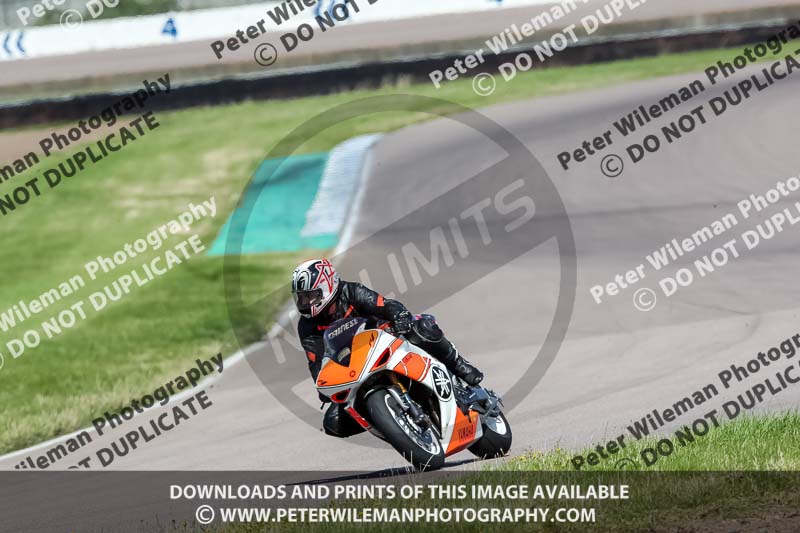 Rockingham no limits trackday;enduro digital images;event digital images;eventdigitalimages;no limits trackdays;peter wileman photography;racing digital images;rockingham raceway northamptonshire;rockingham trackday photographs;trackday digital images;trackday photos